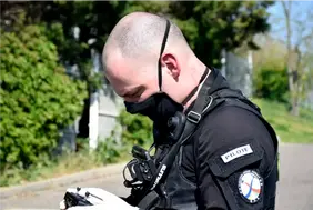 formation drone surveillance police