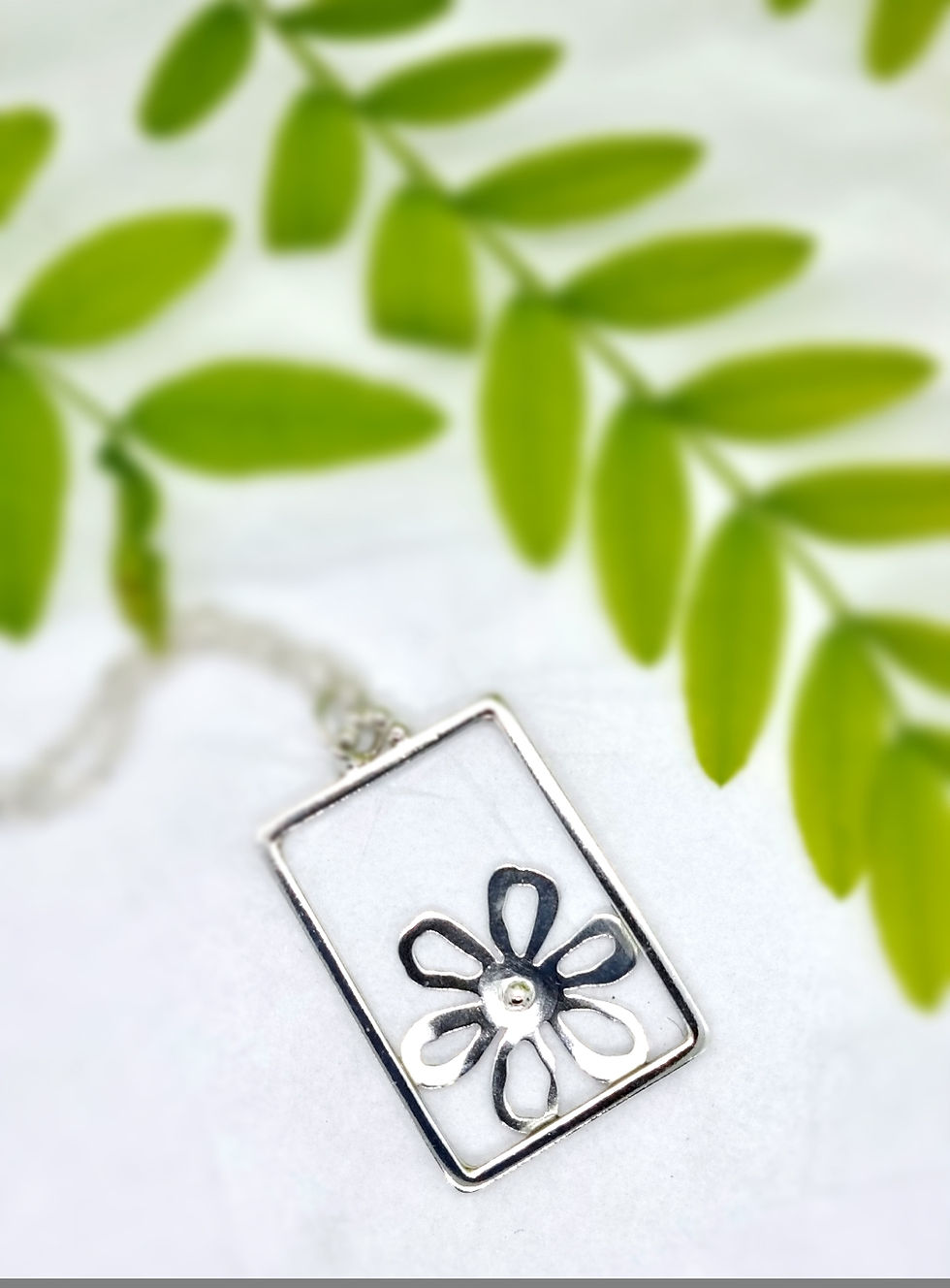 Thumbnail: Framed floral pendant and chain