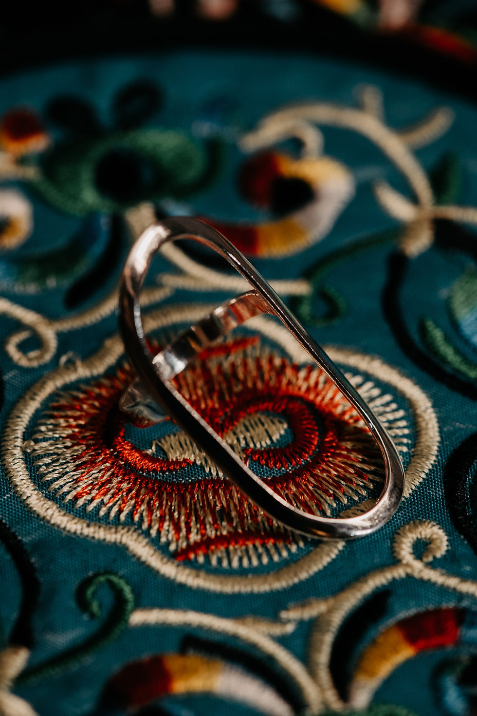 Thumbnail: Oval open 'me' ring 