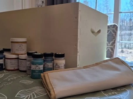 The beginning of Broken Chair Honey