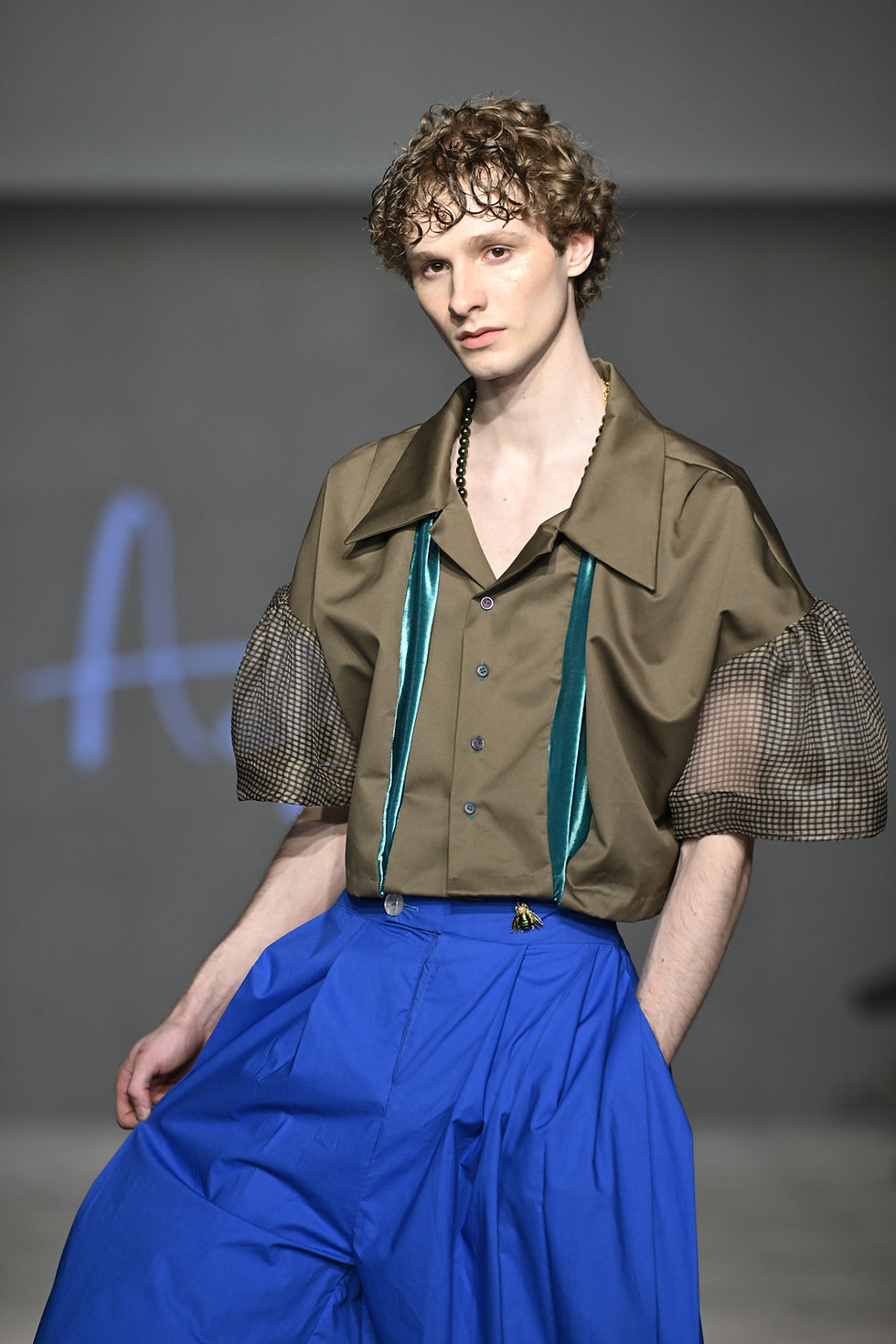 Thumbnail: JACKET WITH SILK-VELVET PLEATS AND VOLUMINOUS SLEEVES