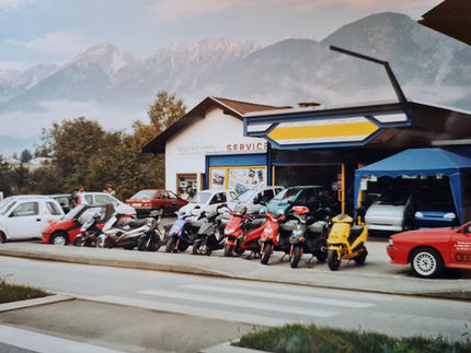 Scooter Center Egger - Geschäft MIls 1998 - 2000 Bundesstrassse (5).JPG