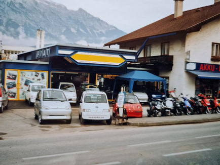 Scooter Center Egger - Geschäft MIls 1998 - 2000 Bundesstrassse  (4).JPG