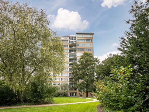 Amstelveen - Spacious corner apartment on the 10th floor (SOLD)