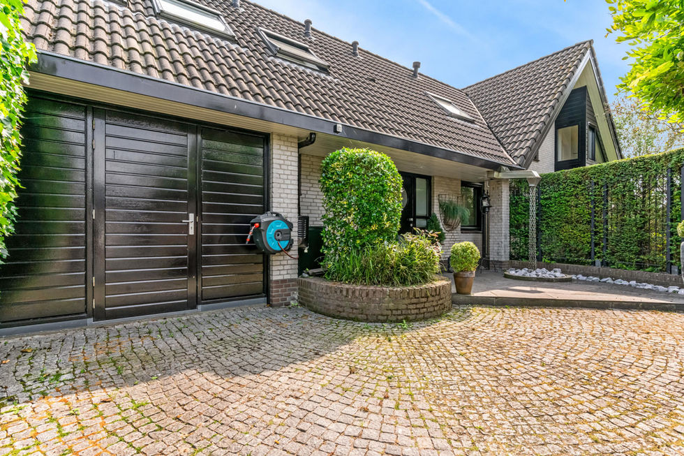Zuidkerkenlaan Front Door