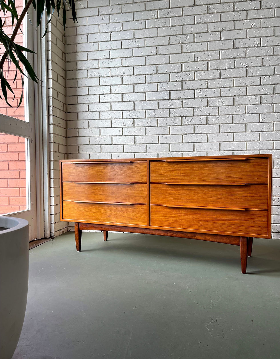 Thumbnail: Mid-century drawers