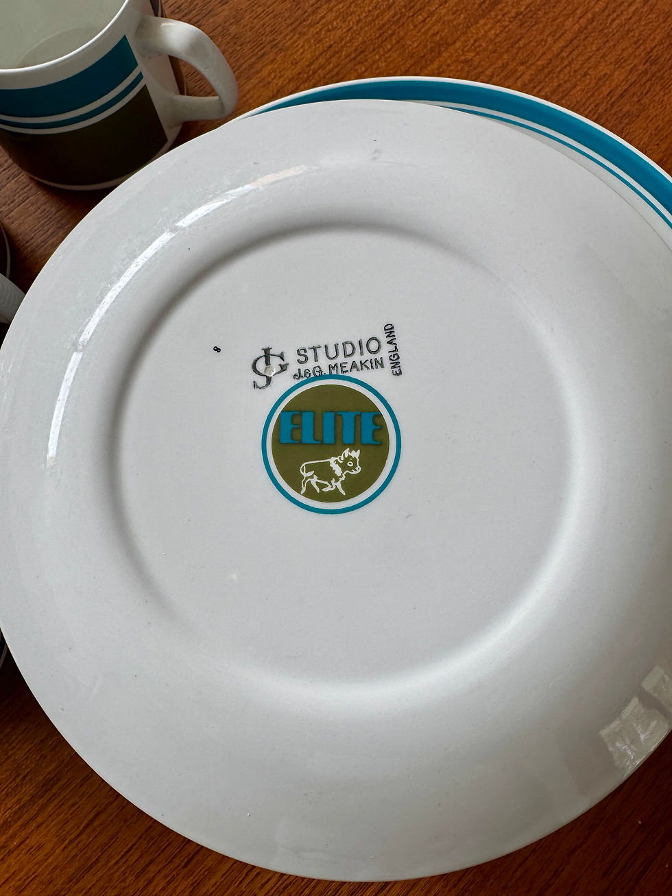 Thumbnail: Retro dining set J&G Meakin England