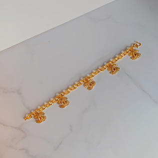 916 Gold Double C Charm Bracelet