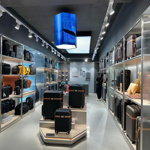 Suitcase Store Design 