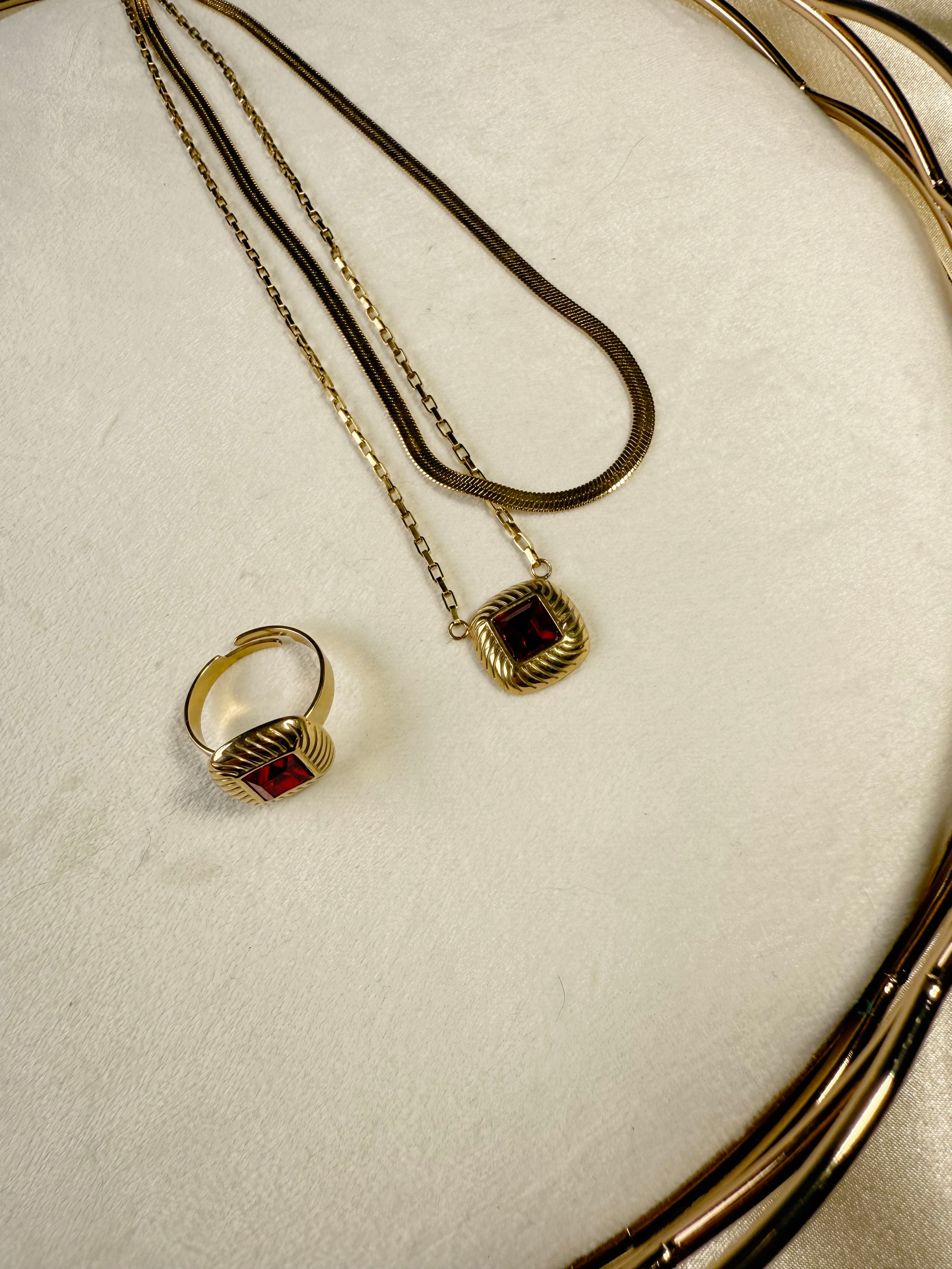 Colar "Ada Lovelace"