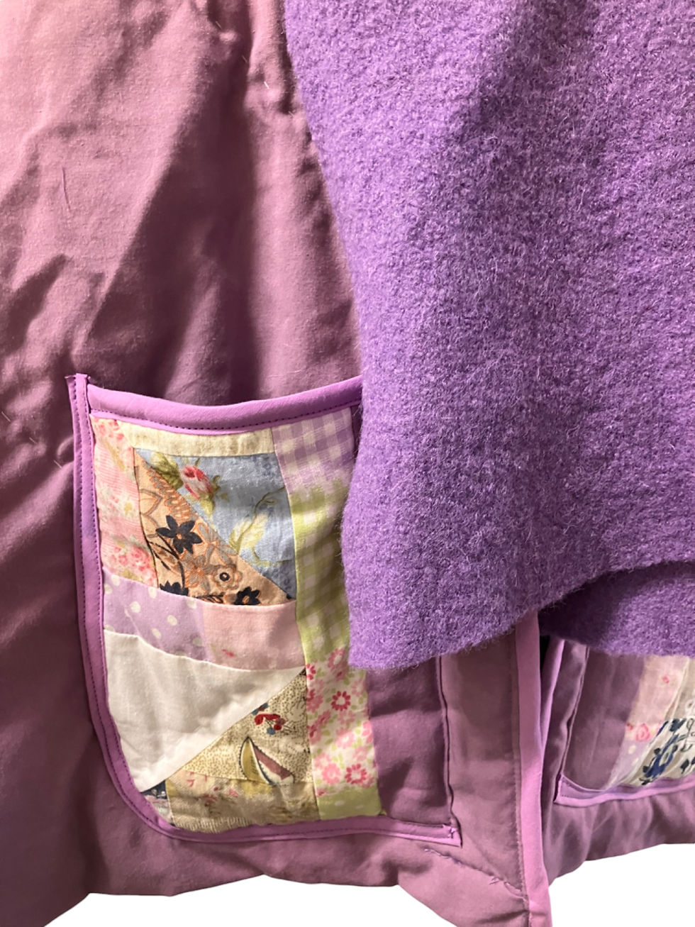 Thumbnail: Patchwork quilted Ladies jacket, 3/4 sleeves with cuffs, purple and white with Attached scarf pocket view