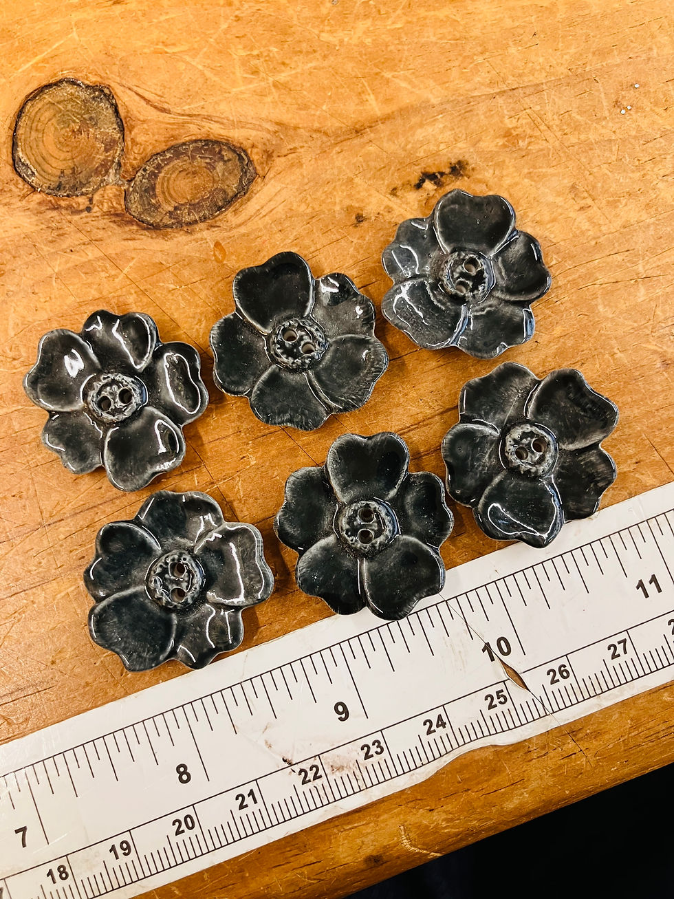 porcelain flower buttons x 6