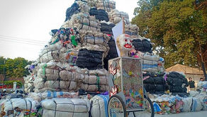 Menjelajah Pinggiran Melalui Karya Seniman