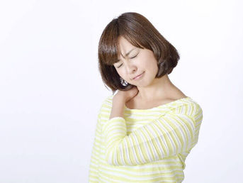 【お灸で免疫力アップ】肩こりにおすすめのツボ