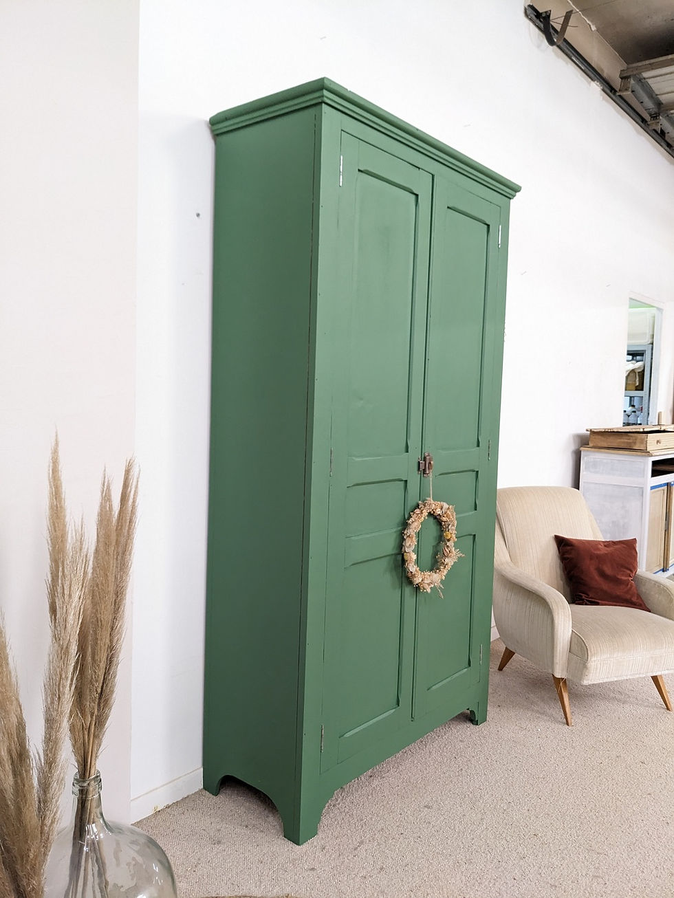 Thumbnail: Country chic wardrobe