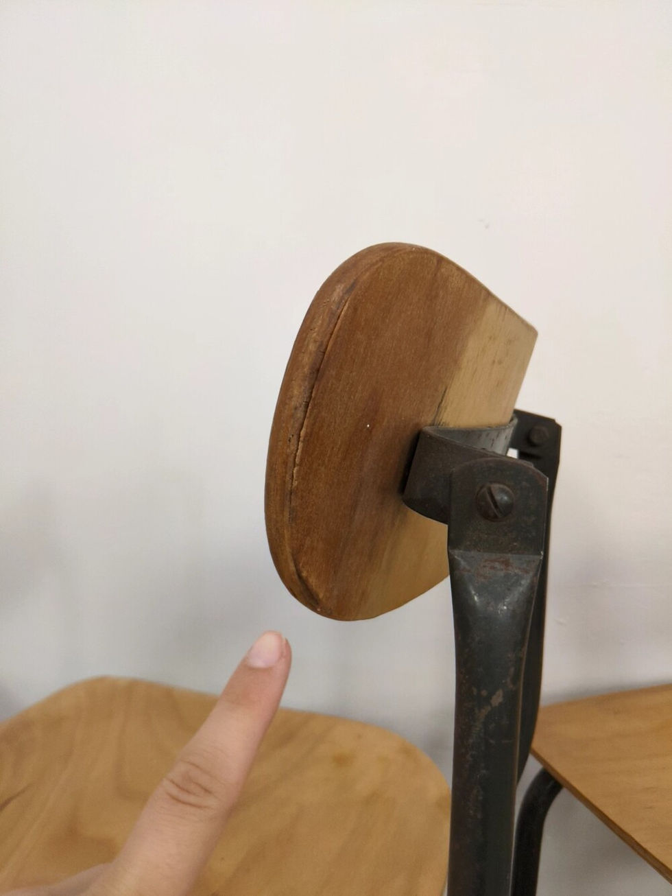 Miniature : Chaises industrielles