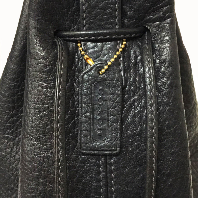 COACH コーチ　ブラック ショルダーバッグ　巾着　ポーチ　レザー COACH レザー 巾着型 ショルダーバッグ ブラック USA製 | すべて
