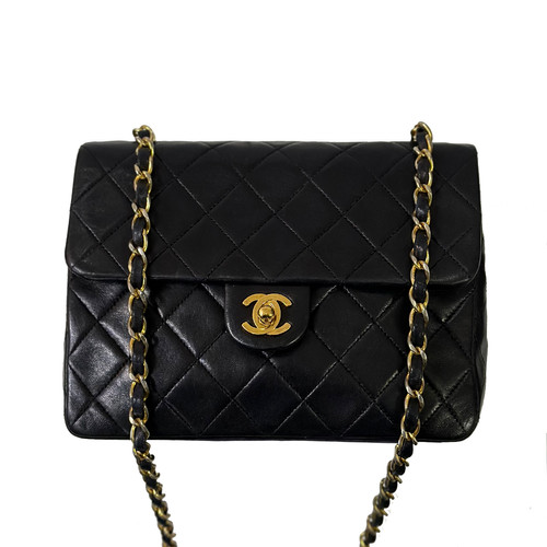 シャネル　マトラッセ　チェーンショルダー　ターンロック　シール有⭐︎ CHANELターンロックミニマトラッセ20チェーンショルダーバッグ | kaluas