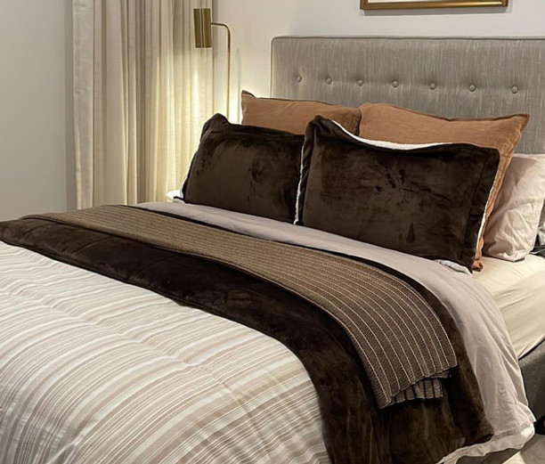 Bedroom-masculine_edit.jpg