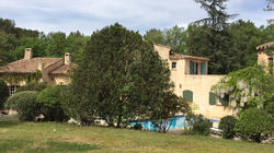 The Villa La Residence