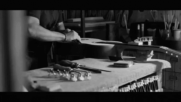 WhatsApp Video 2025-06-03 at 21.17.04.gif