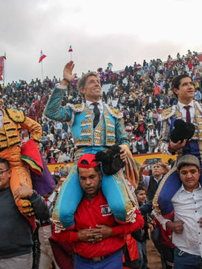 TERNA A HOMBROS EN LA SEGUNDA DE CHOTA