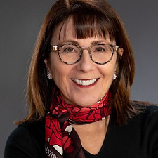 lisa-feldman-barrett-e1629231939246.jpg