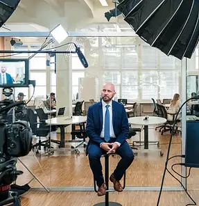 corporate-video-production-featured-photo-min.webp