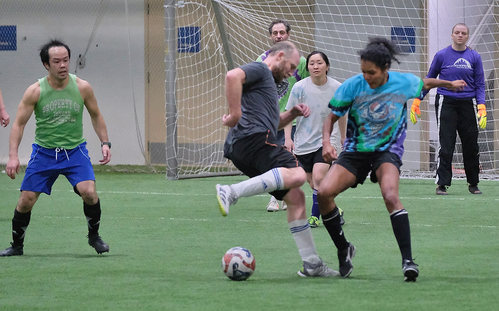 The Chilkat Bandits and Eggnog And Nutmeg played in the 2025 Holiday Cup masters division championship match Friday, Jan. 2, 2026, at the Dimond Park Field House. (Klas Stolpe / Juneau Independent)