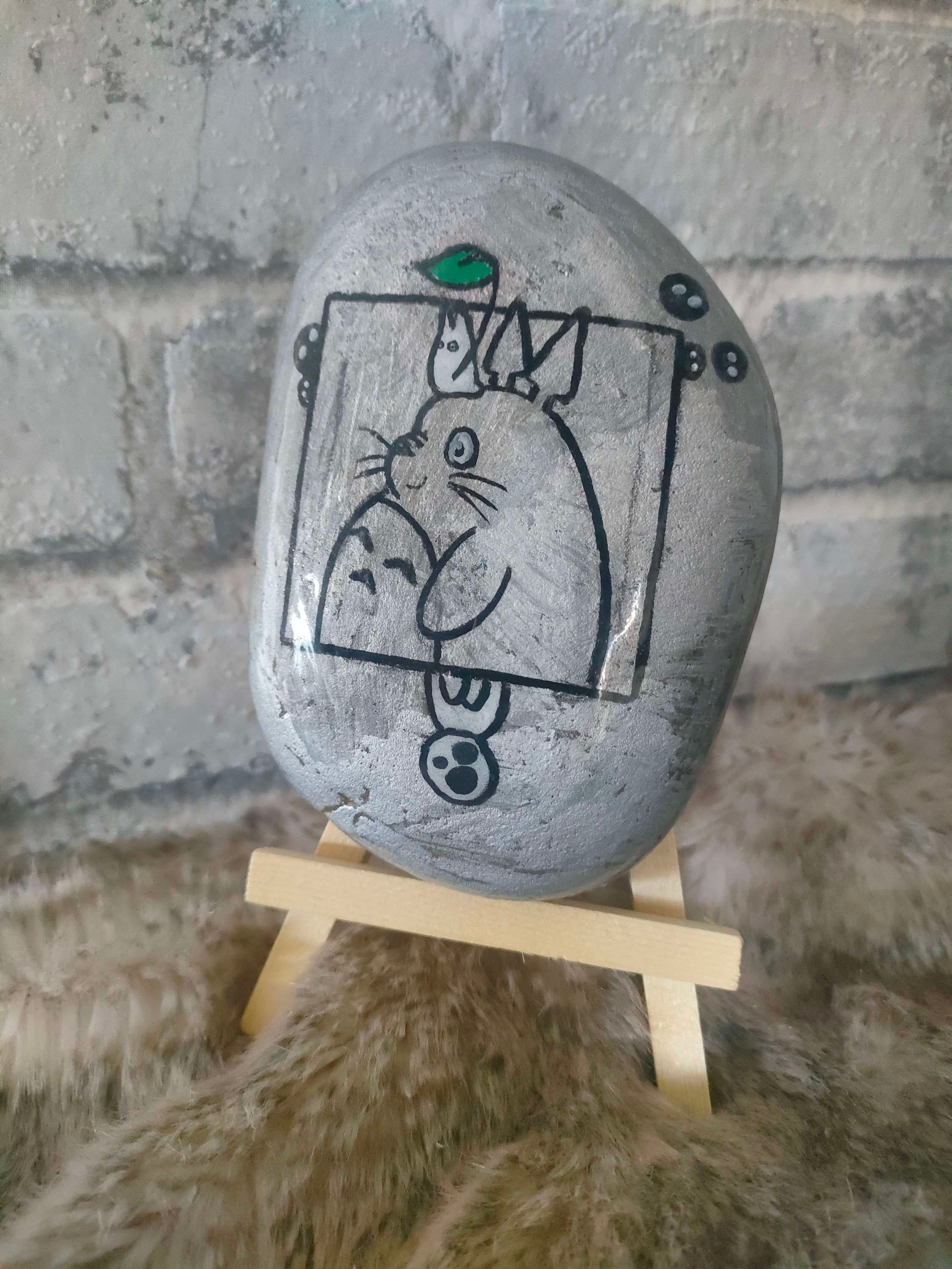 Galet dessin animé japonais 