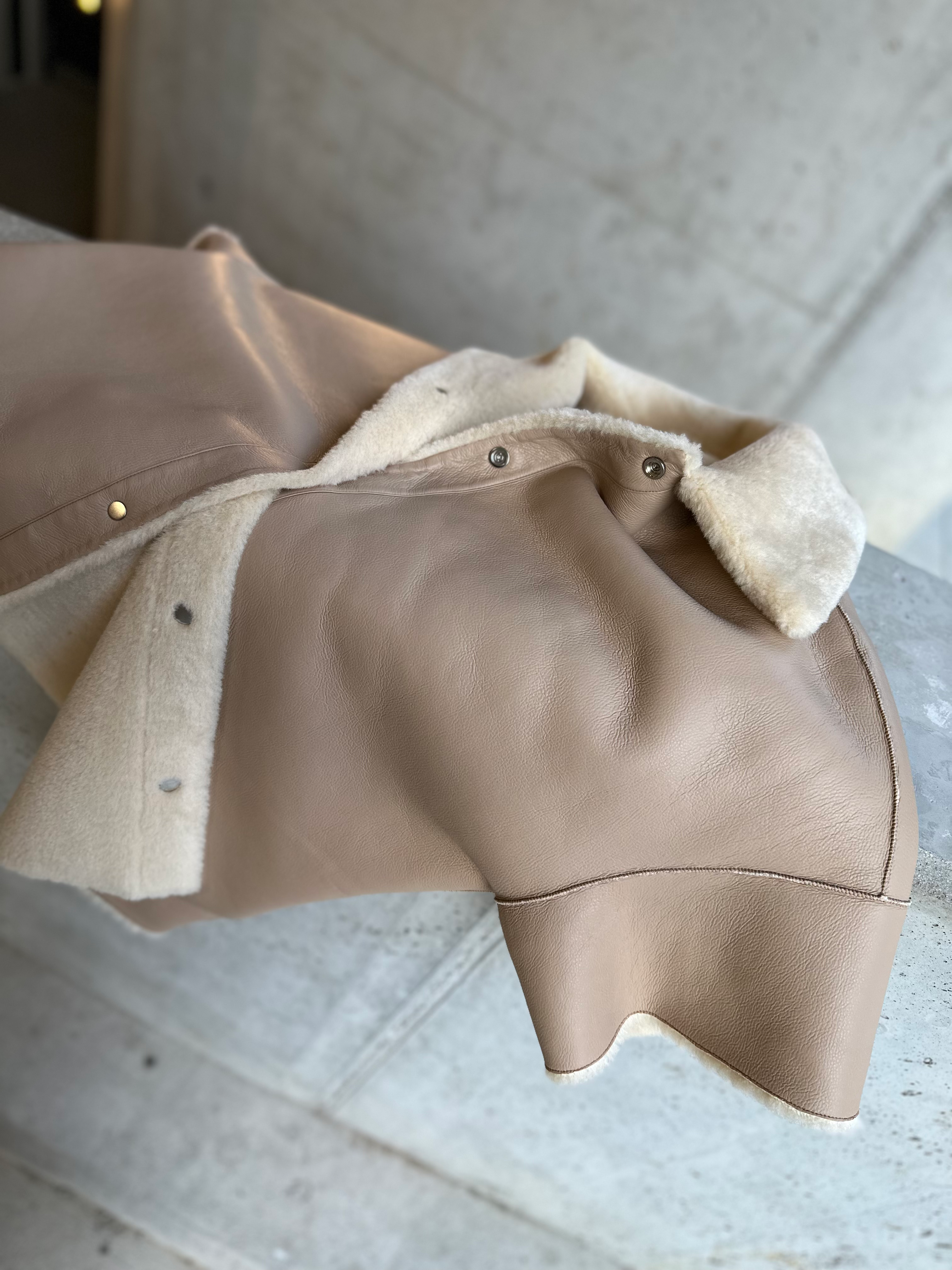 NETT vegan Lammfellwest | reversible