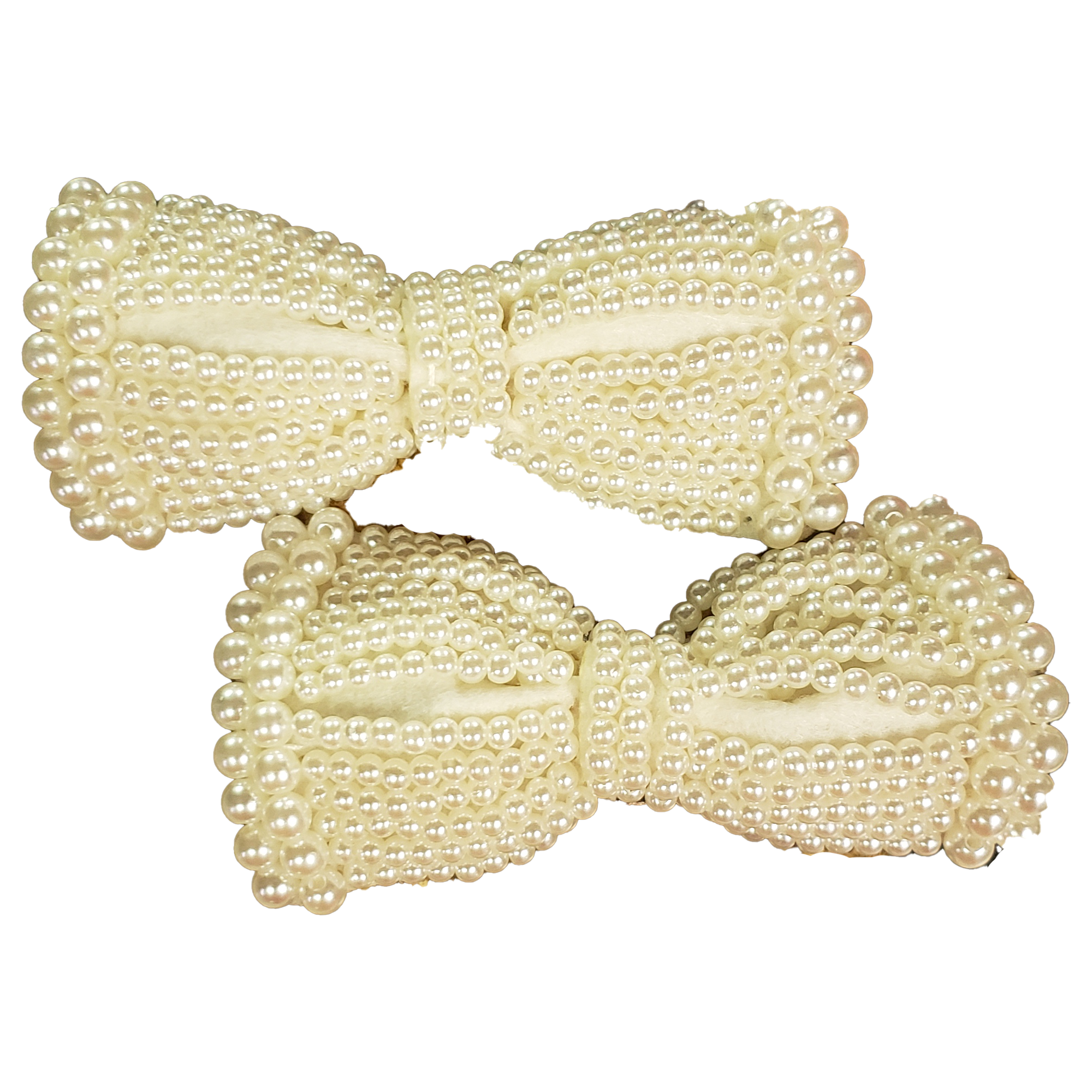 Cream Pearl Bow Shoe Clip