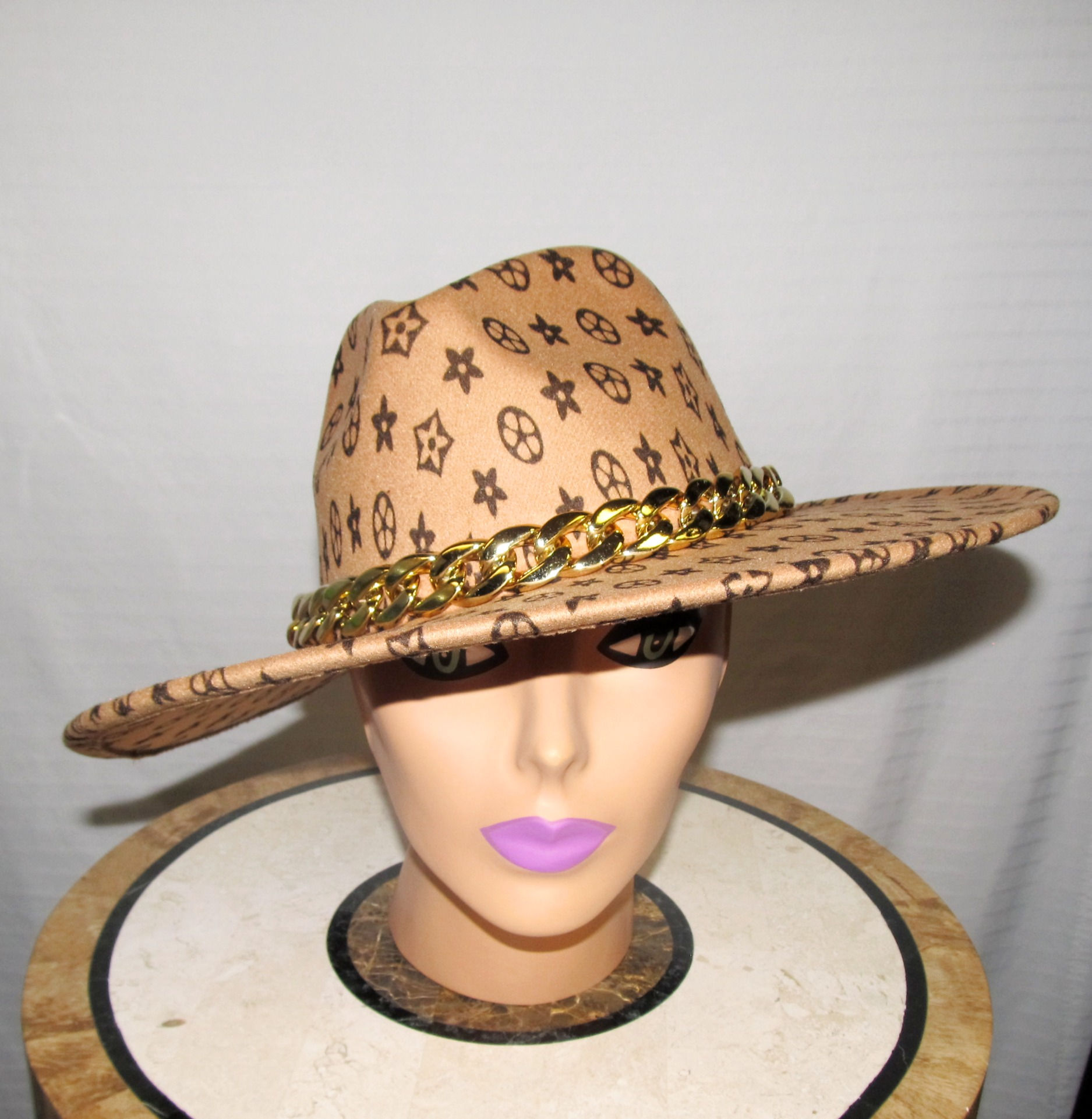 Wide Brim Fedora with Gold Chain Band
