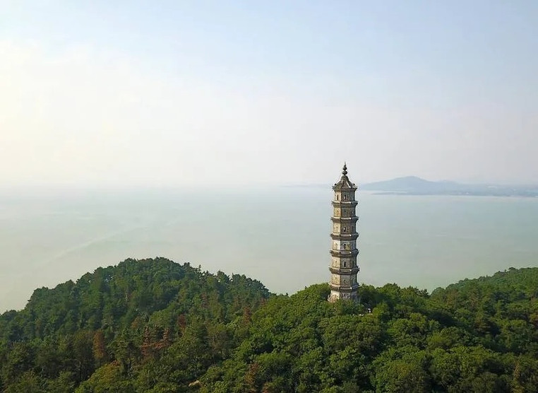 Wenfeng Tower on Mushan Island, Photo from Official Site of Chaohu Lake.
