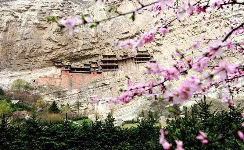 Mount Heng in Shanxi.jpg