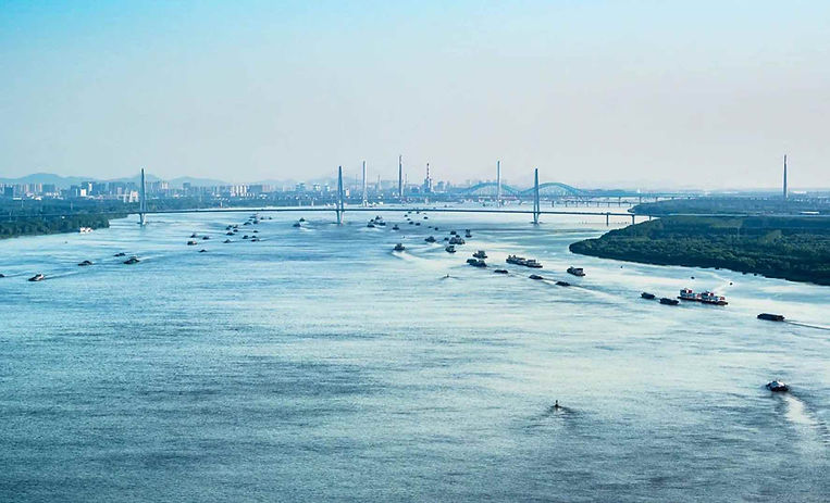 Yangtze River Bridge in Nanjing, the Starting Point of the Yangzi River Section of Chang Jiang