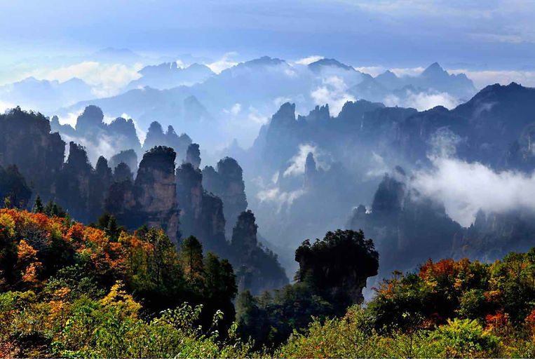 Autumn View of Shentang Gulf in Zhangjiajie