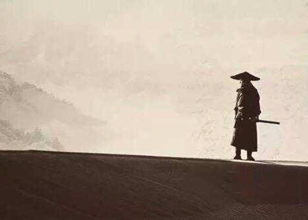 Well Trained and Brave Swordsman of Mohism