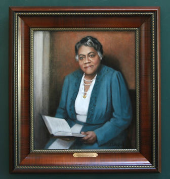 Traditional portrait of Balck woman leader by portrait artist Susan Boone durkee