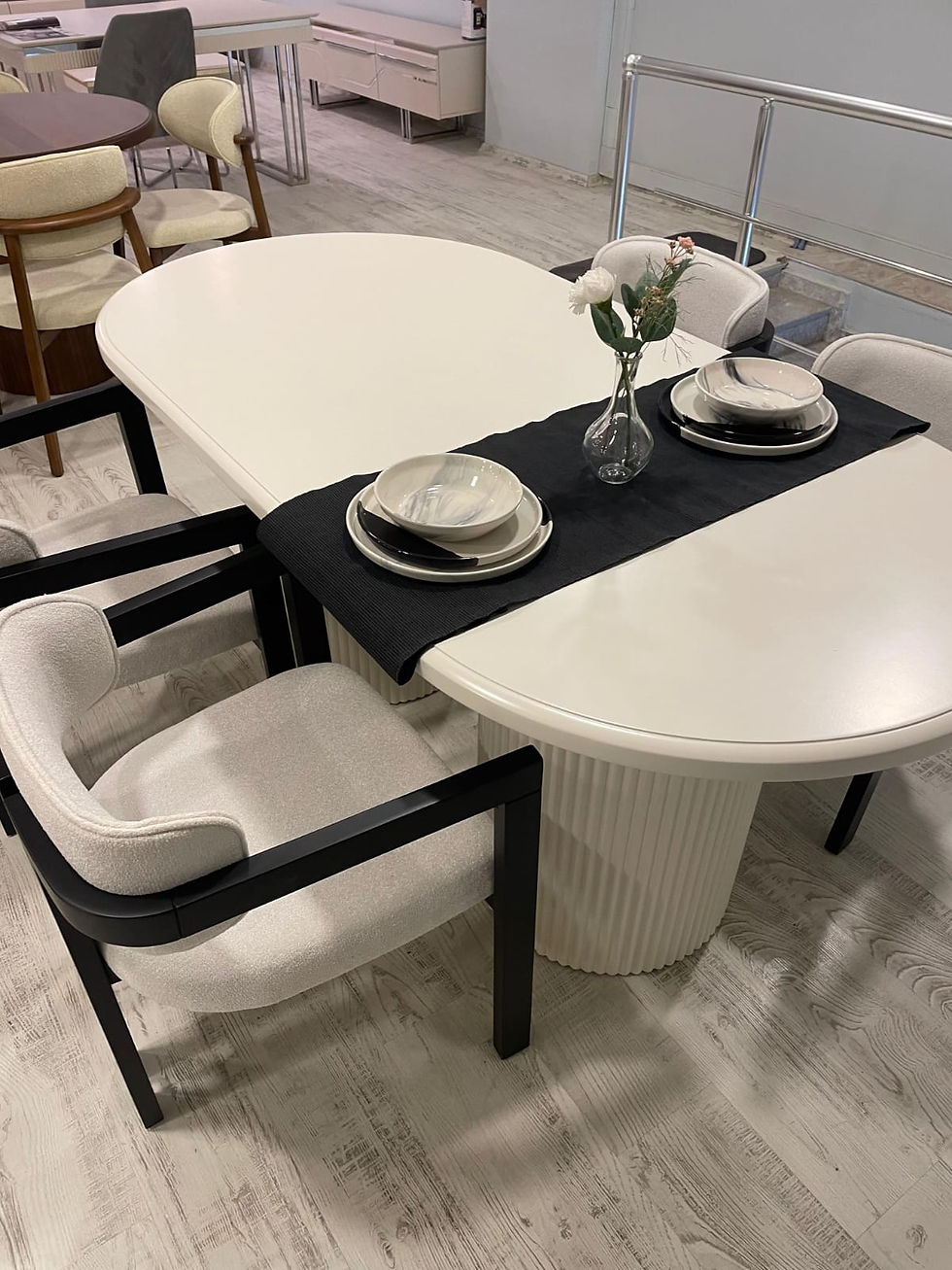 table à manger moderne blanc