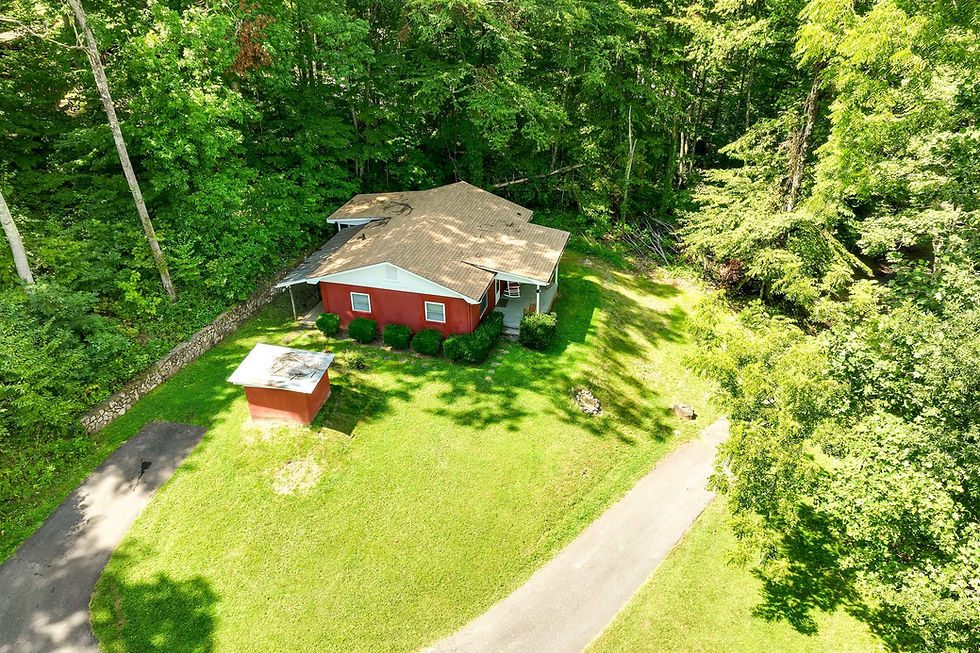 leatherwoodcottages_honeybear_aerialview
