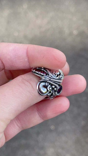 Thumbnail: Fruticose Ring