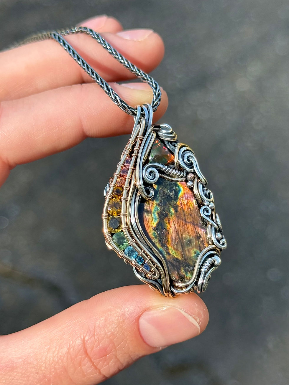 Thumbnail: Refractia