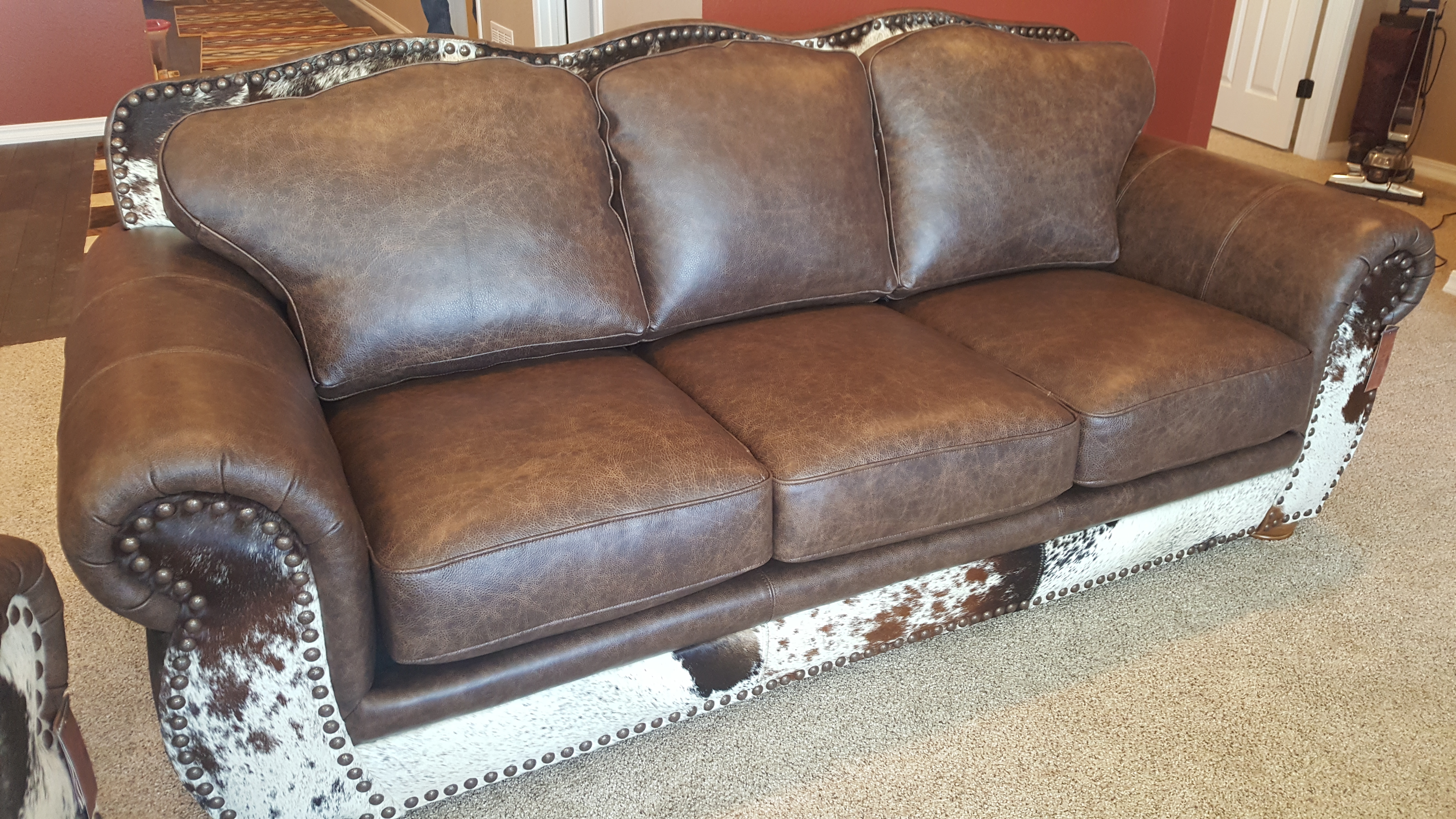 Mountain High Furniture Western Leather Sofas
