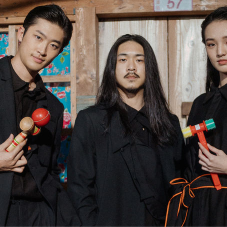 INF 點亮艱澀的暗黑時代/ INF, Light Up the Dark Age