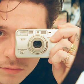 布魯克林貝克漢根本不需要在乎你的眼光/ Brooklyn Beckham doesn't care about what you think