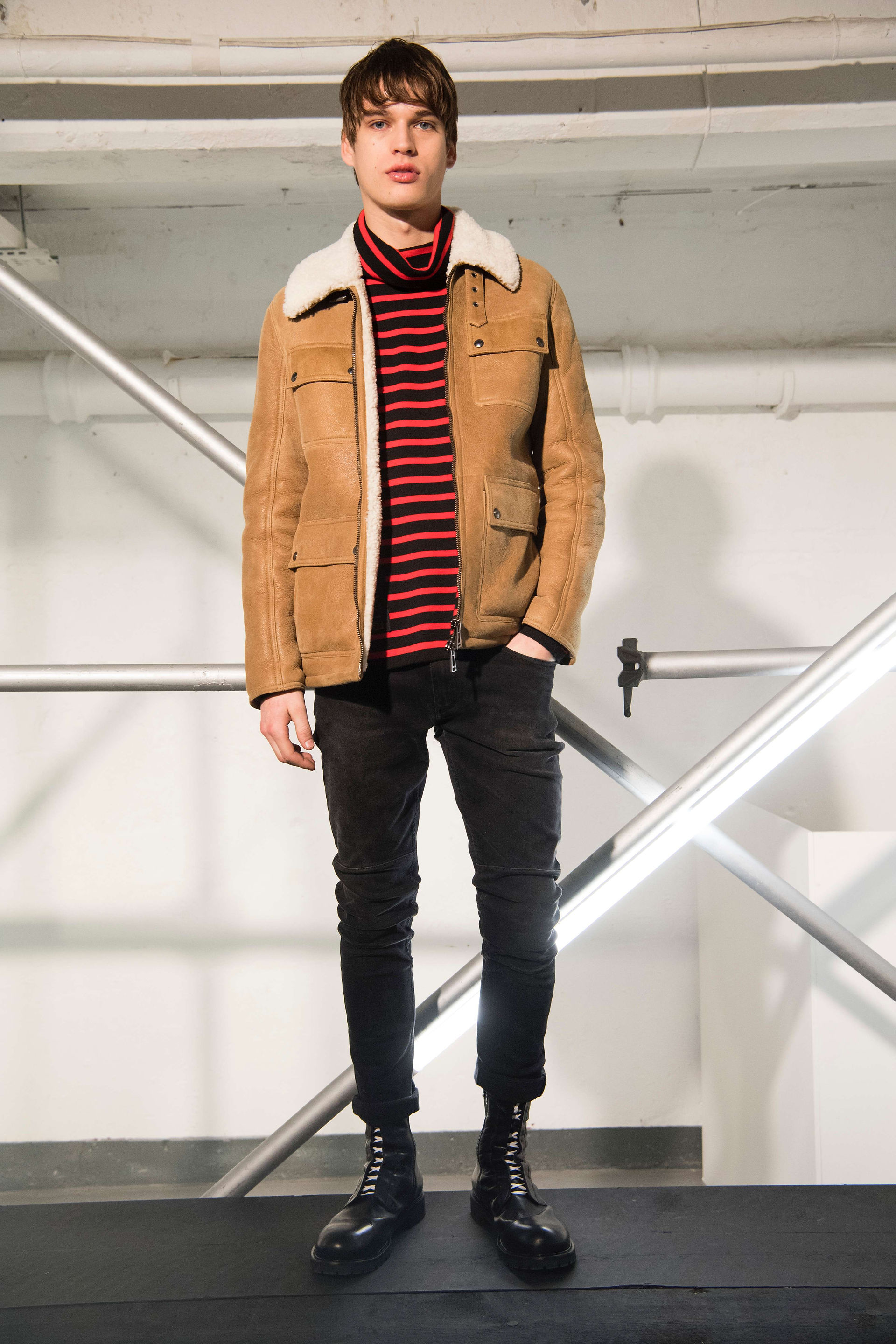 Belstaff_AW18_Look_13-jpg_4182_batch