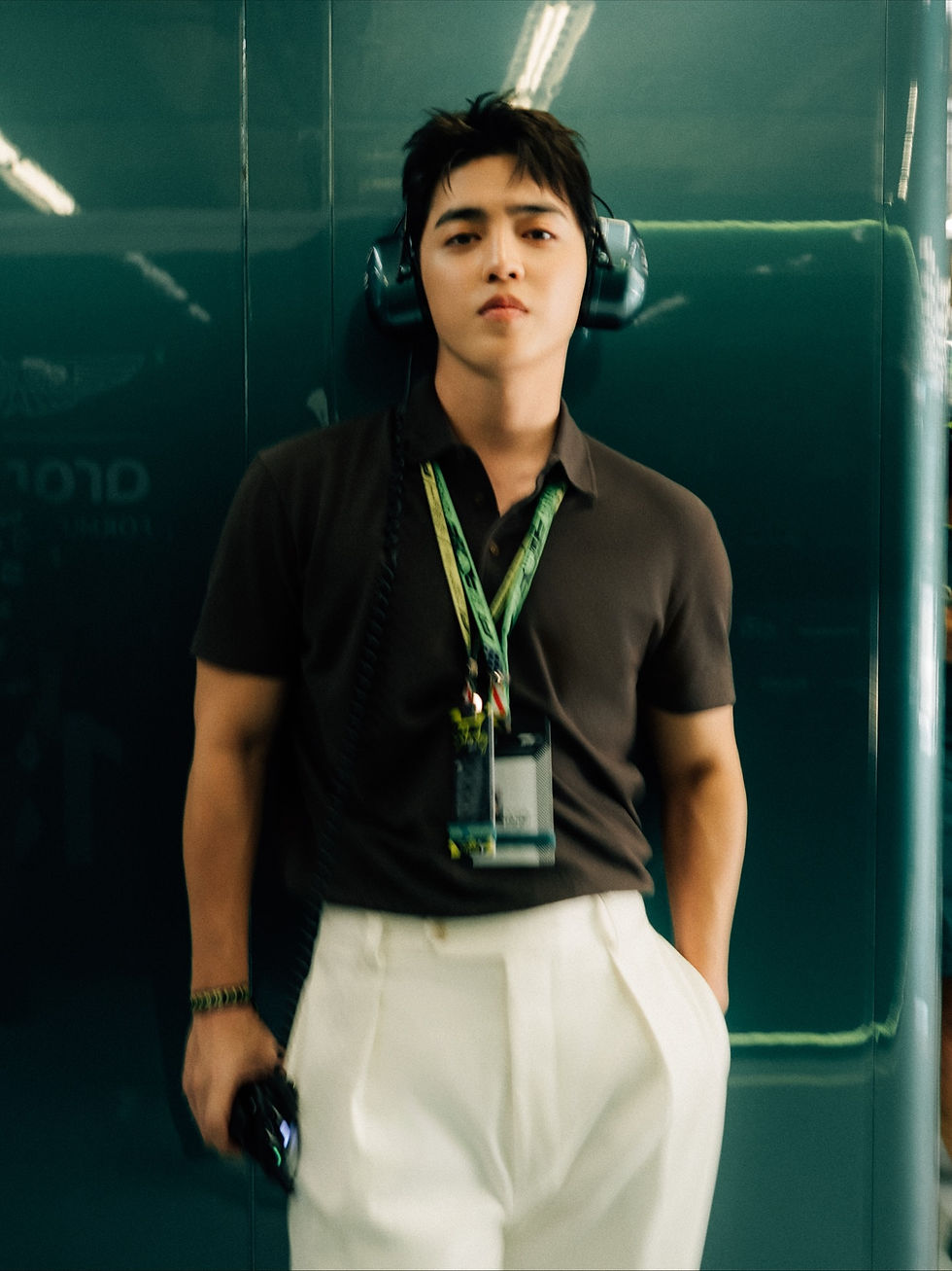 S.COUPS 身穿 BECKHAM x BOSS 現身美國 F1 大獎賽 ©️ BOSS