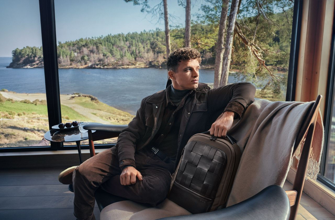 TUMI FW26 全球品牌大使 Lando Norris 形象廣告©️ TUMI