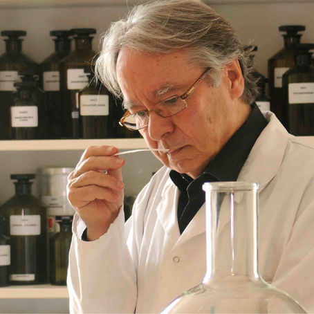 18世紀的優雅 Henry Jacques 固體香水可換50種經典香氣/ Henry Jacques knows how to SMELL good in 50 ways 